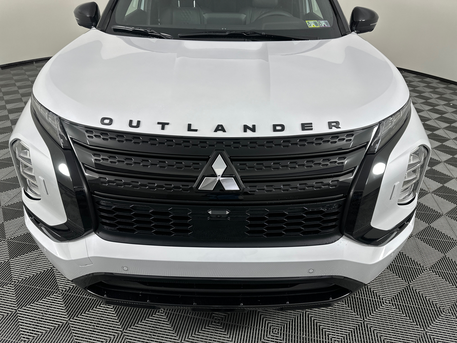 2025 Mitsubishi Outlander PHEV SEL 3