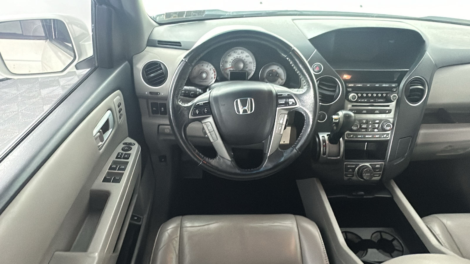 2013 Honda Pilot Touring 28