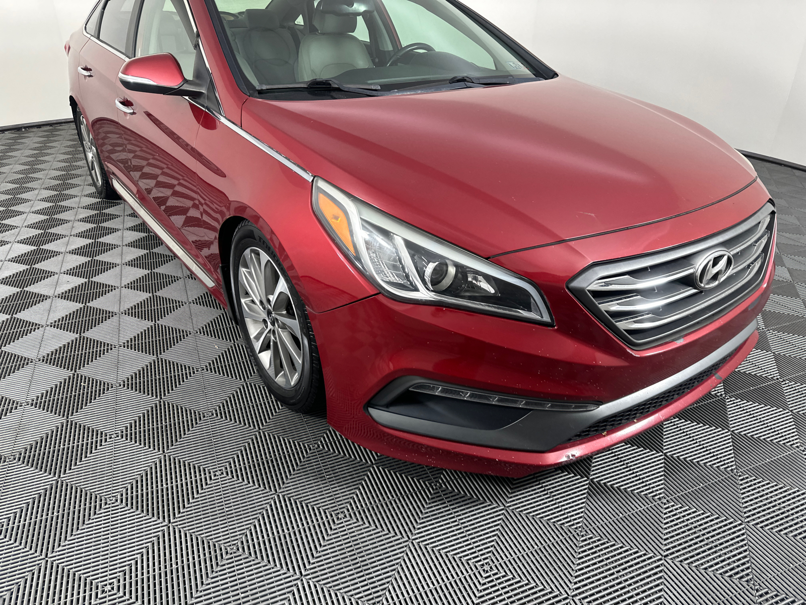 2015 Hyundai Sonata Sport 2