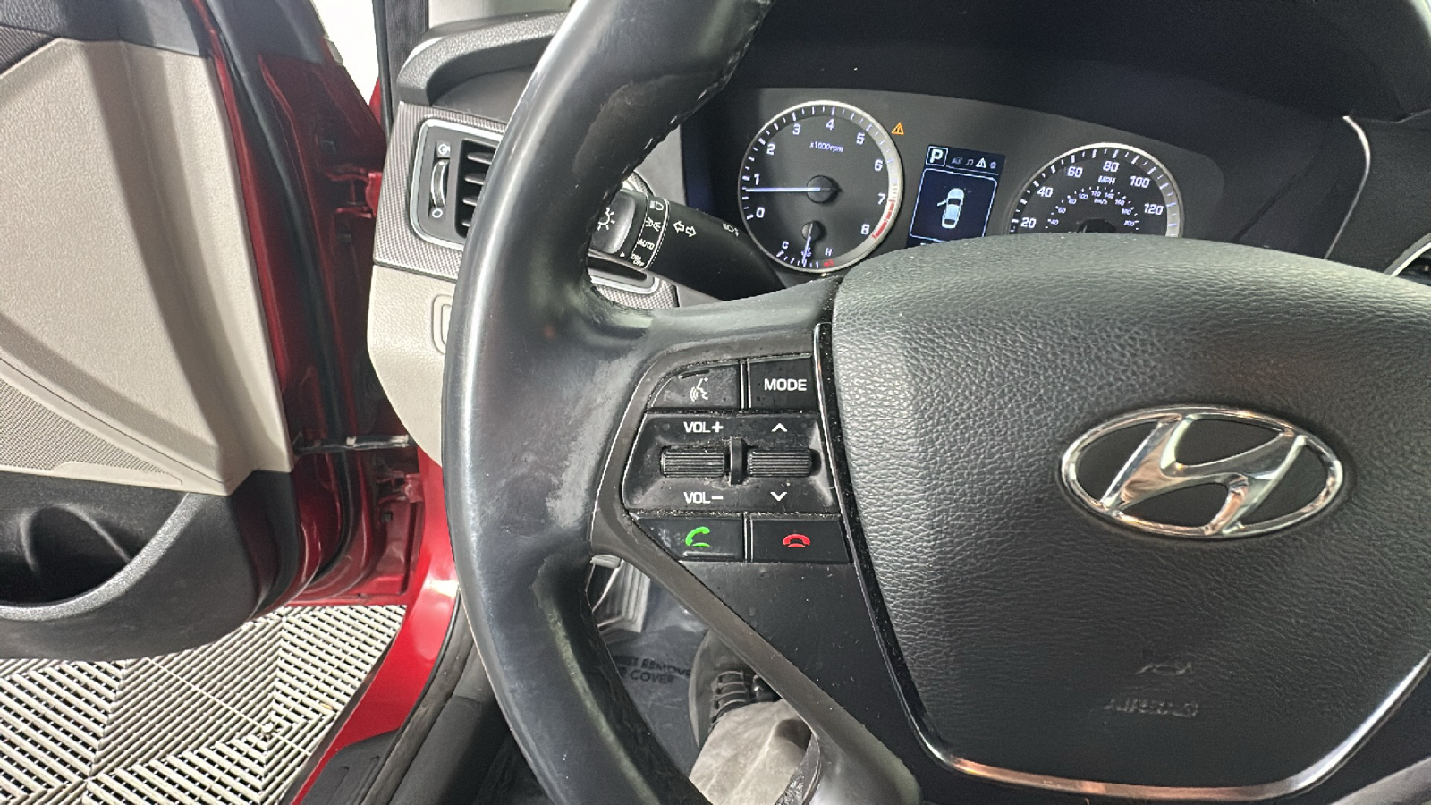 2015 Hyundai Sonata Sport 33