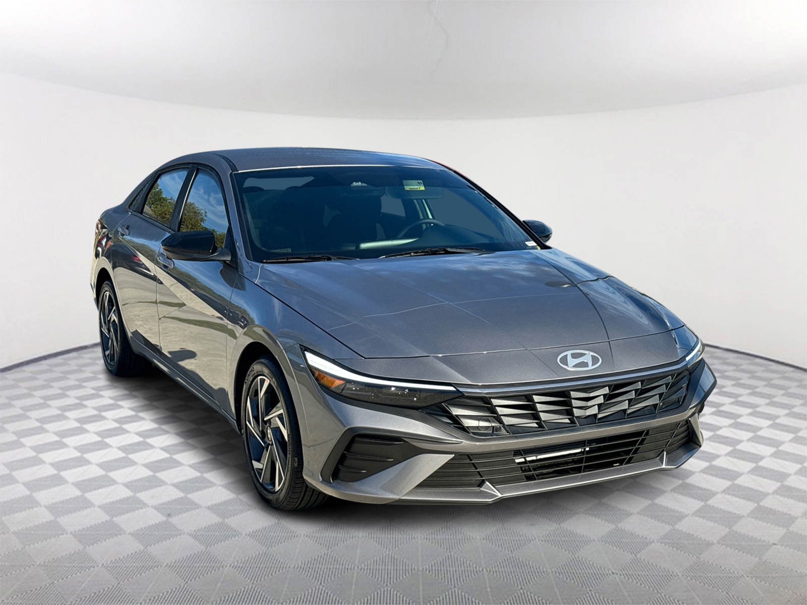 2025 Hyundai Elantra SEL 3