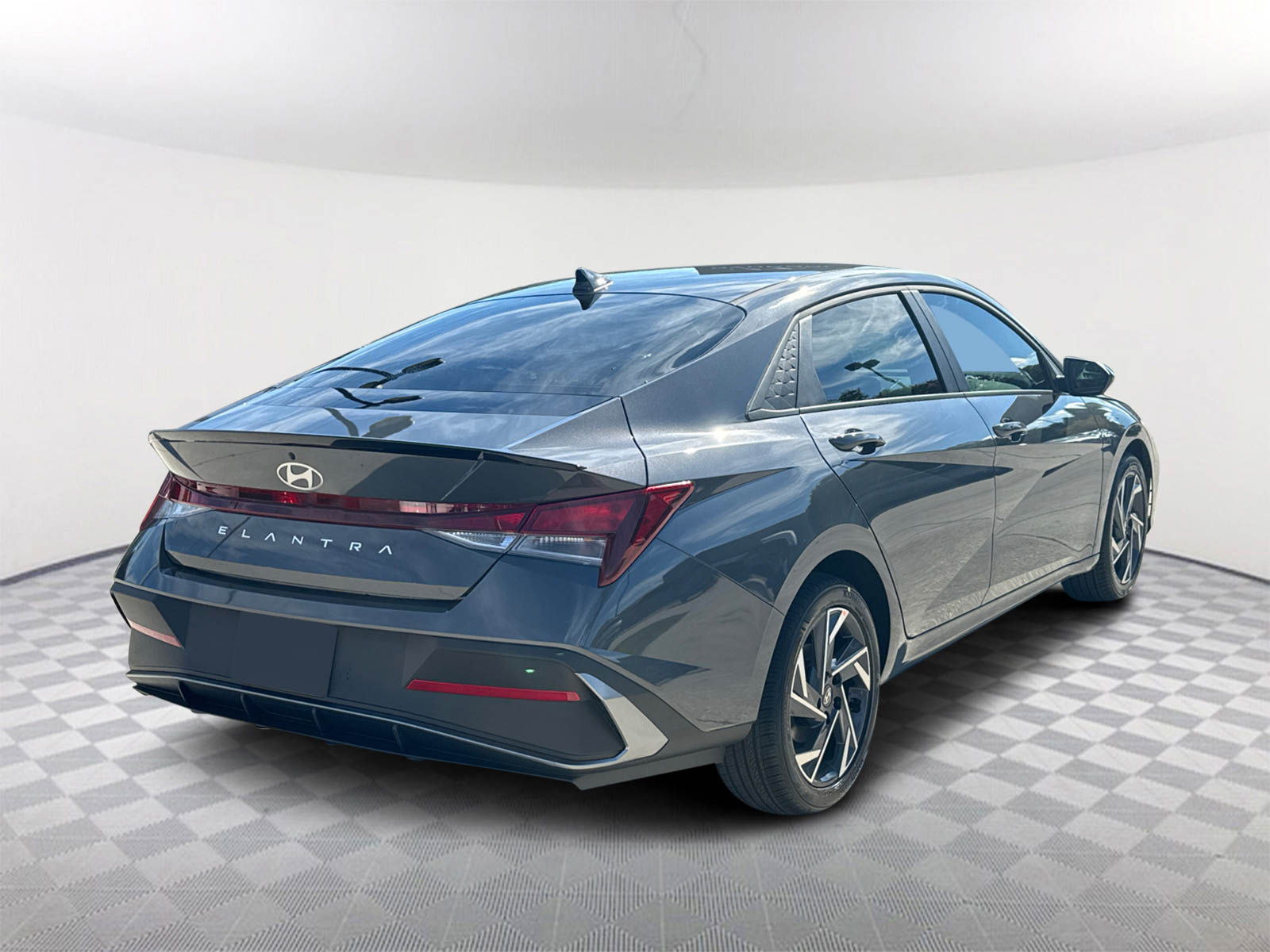 2025 Hyundai Elantra SEL 5