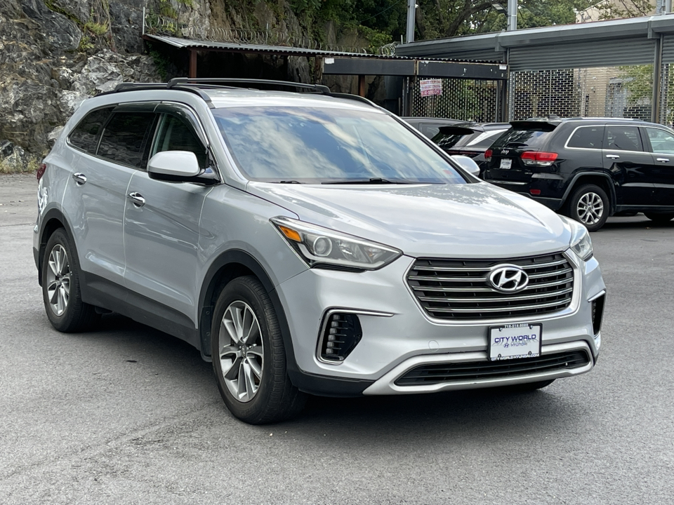 2018 Hyundai Santa Fe SE 2