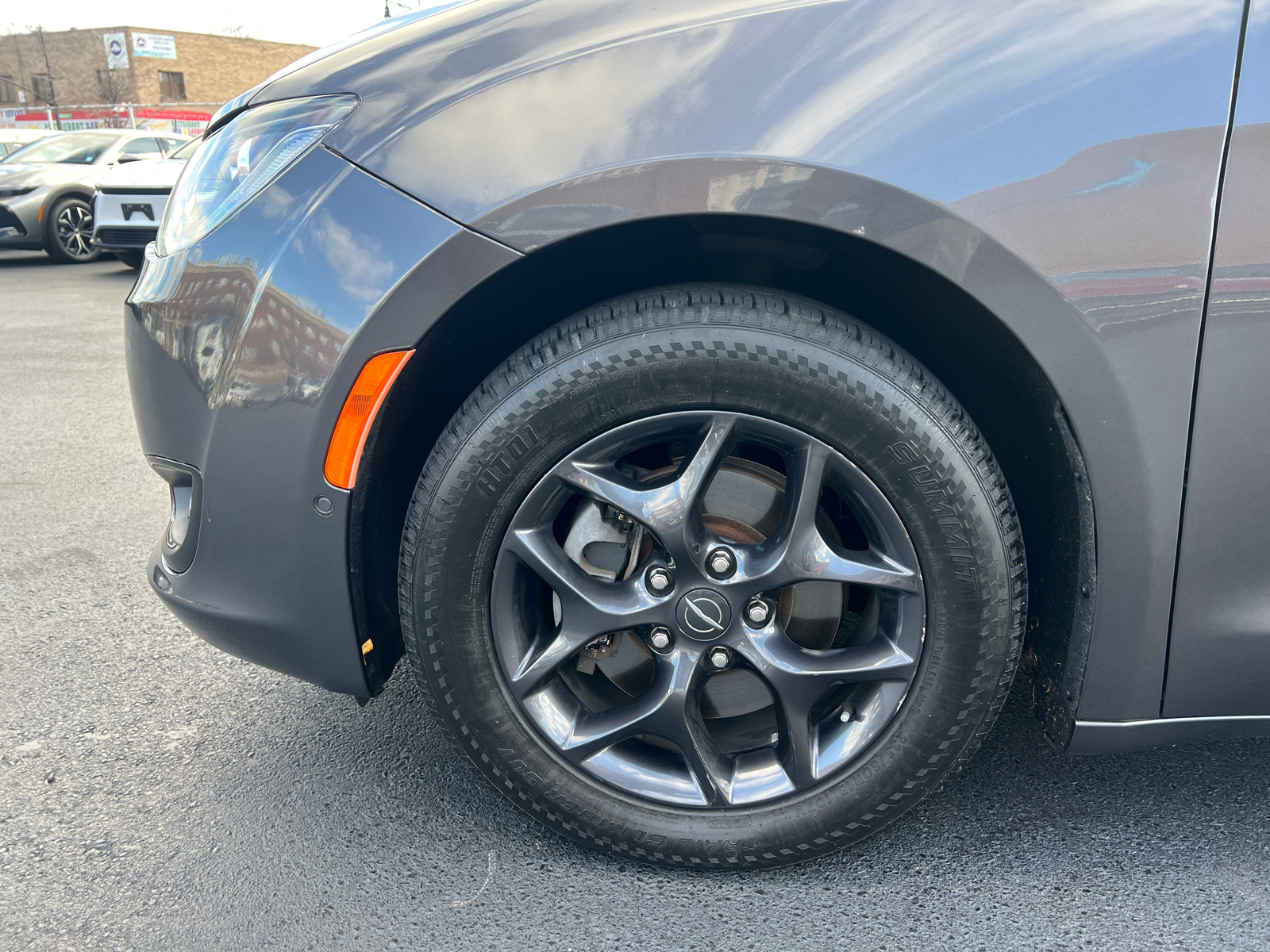 2020 Chrysler Pacifica Touring L 21