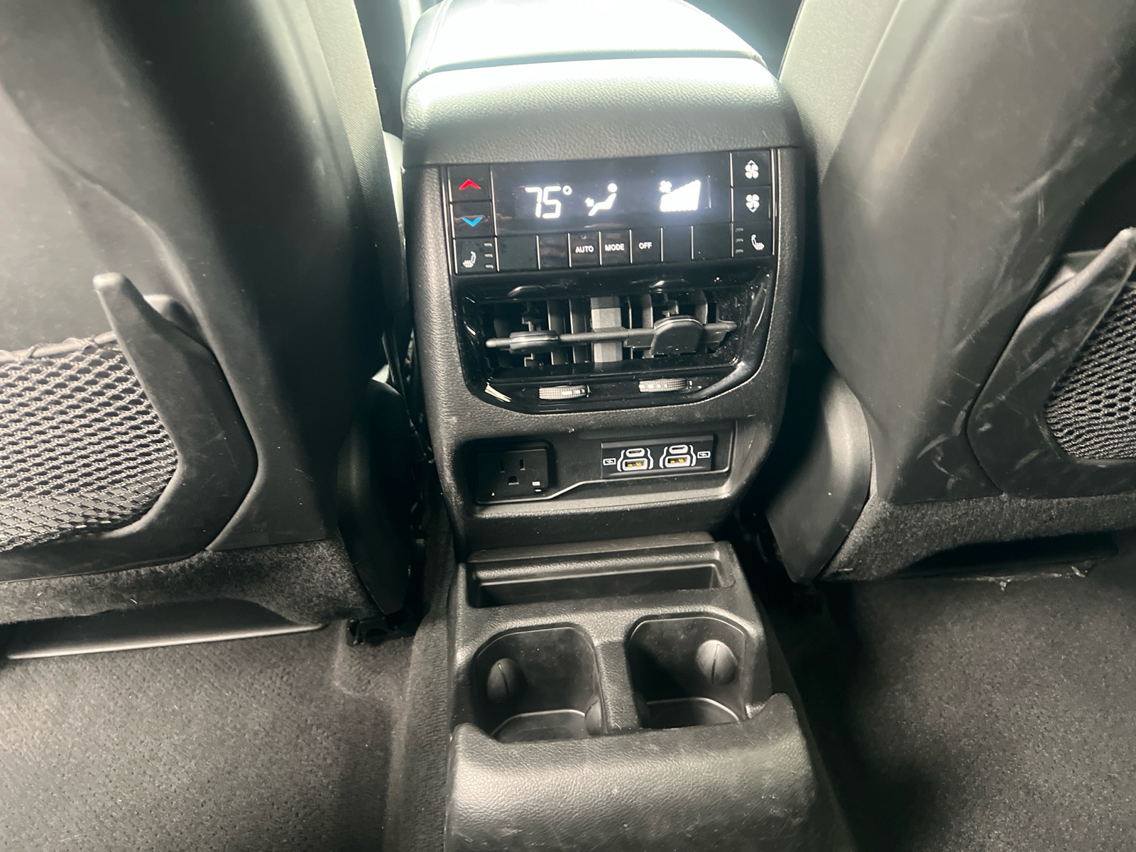 2021 Jeep Grand Cherokee L Limited 18