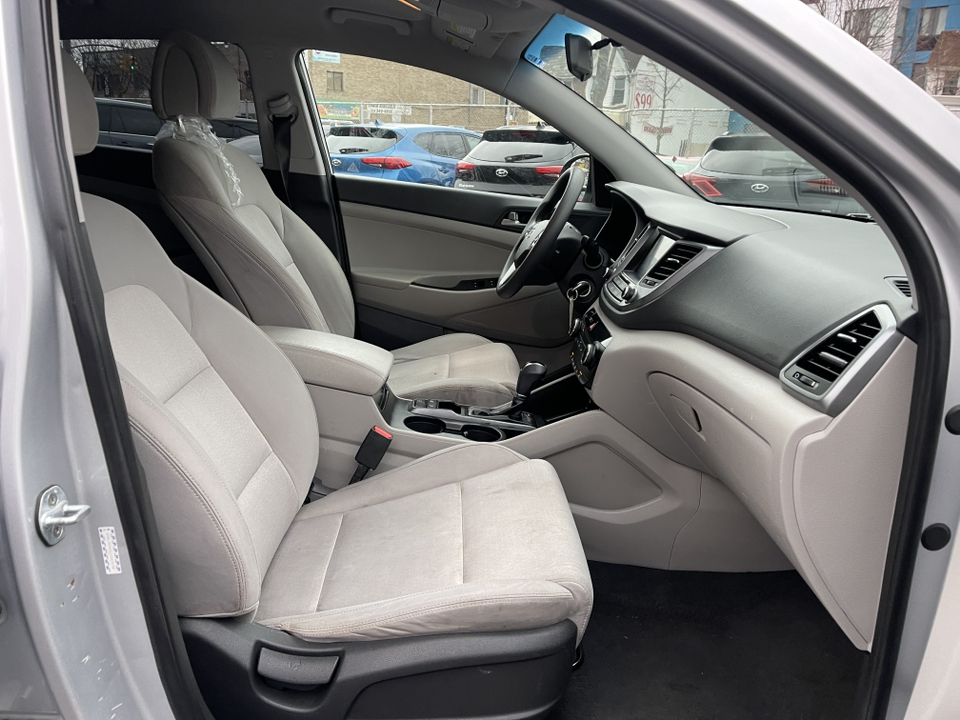2018 Hyundai Tucson SEL 23