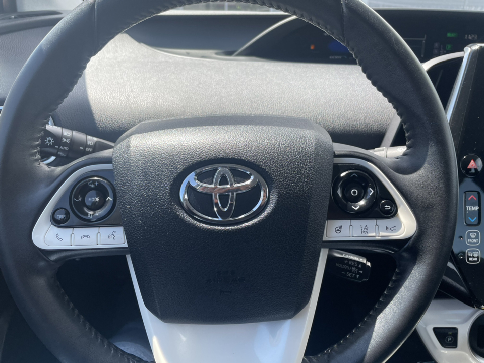 2017 Toyota Prius Prime Advanced 16