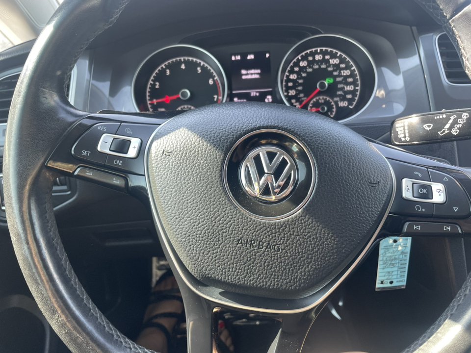2017 Volkswagen Golf Alltrack S 12