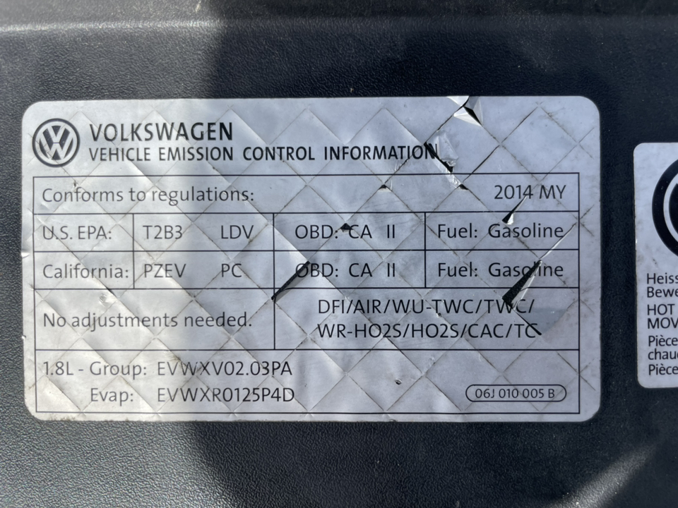 2014 Volkswagen Passat Wolfsburg Ed 41