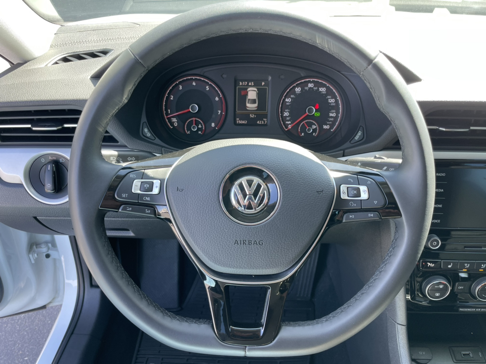 2022 Volkswagen Passat 2.0T SE 17