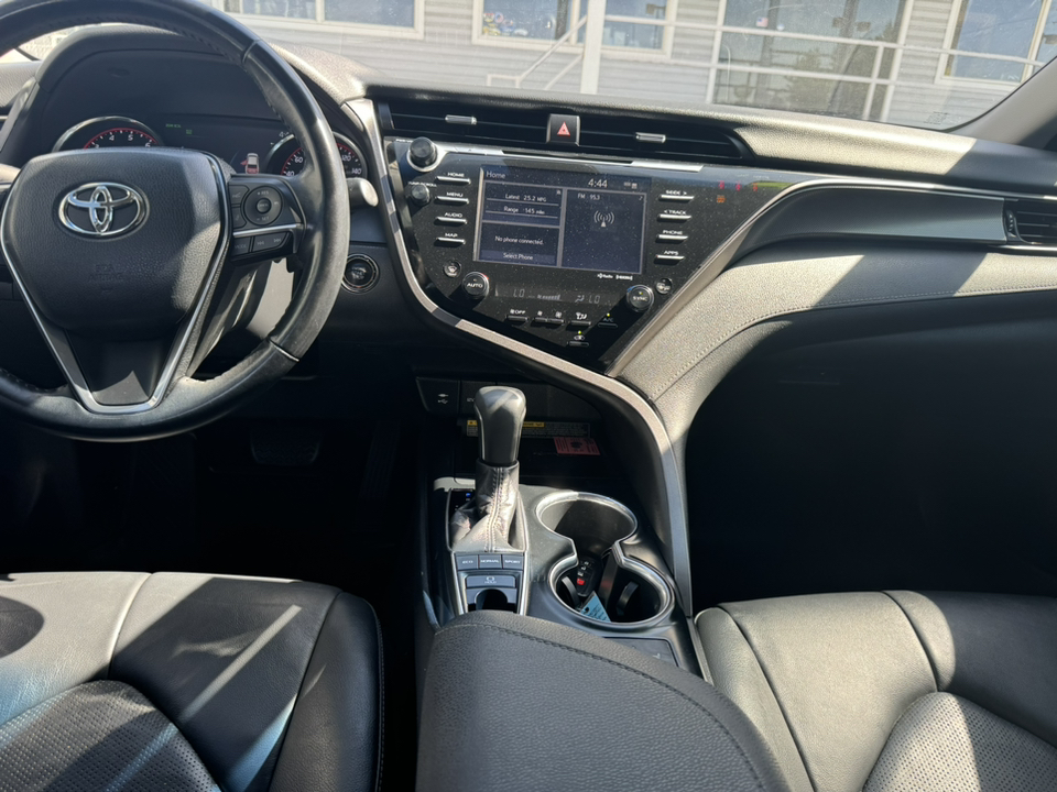 2019 Toyota Camry XSE 8