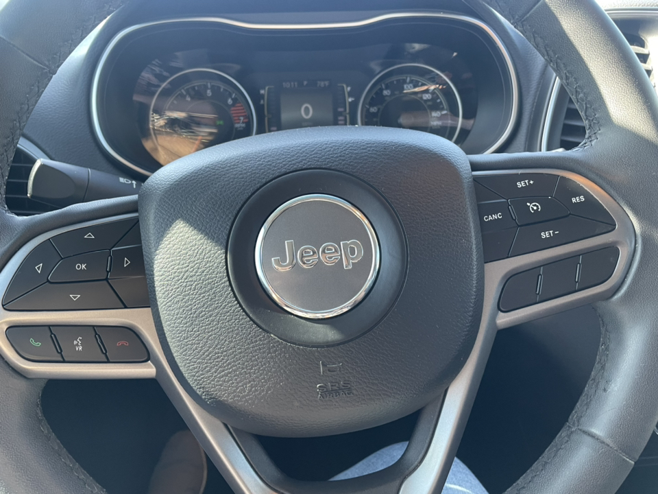 2020 Jeep Cherokee Latitude Plus 18