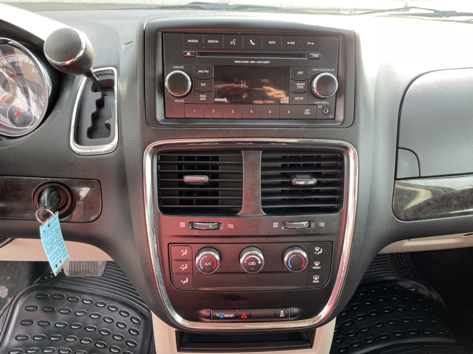 2019 Dodge Grand Caravan SE 21
