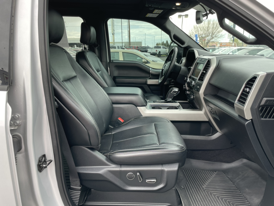 2018 Ford F-150 LARIAT 44