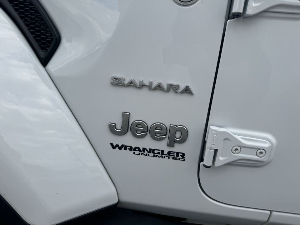 2020 Jeep Wrangler Unlimited Sahara 13