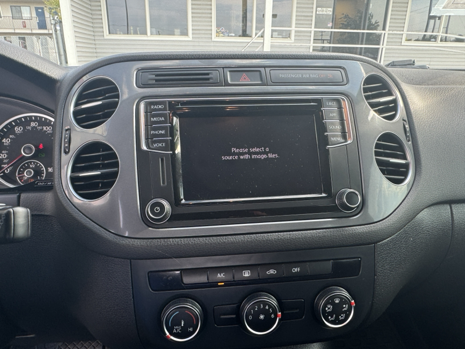 2017 Volkswagen Tiguan Limited  20