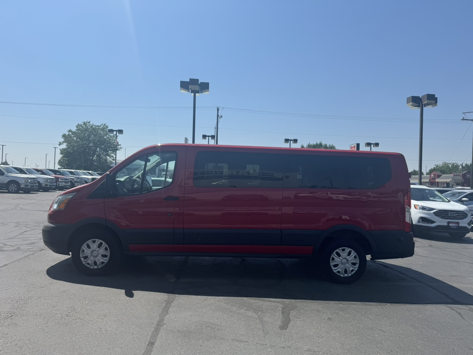 2015 Ford Transit Wagon XLT 3