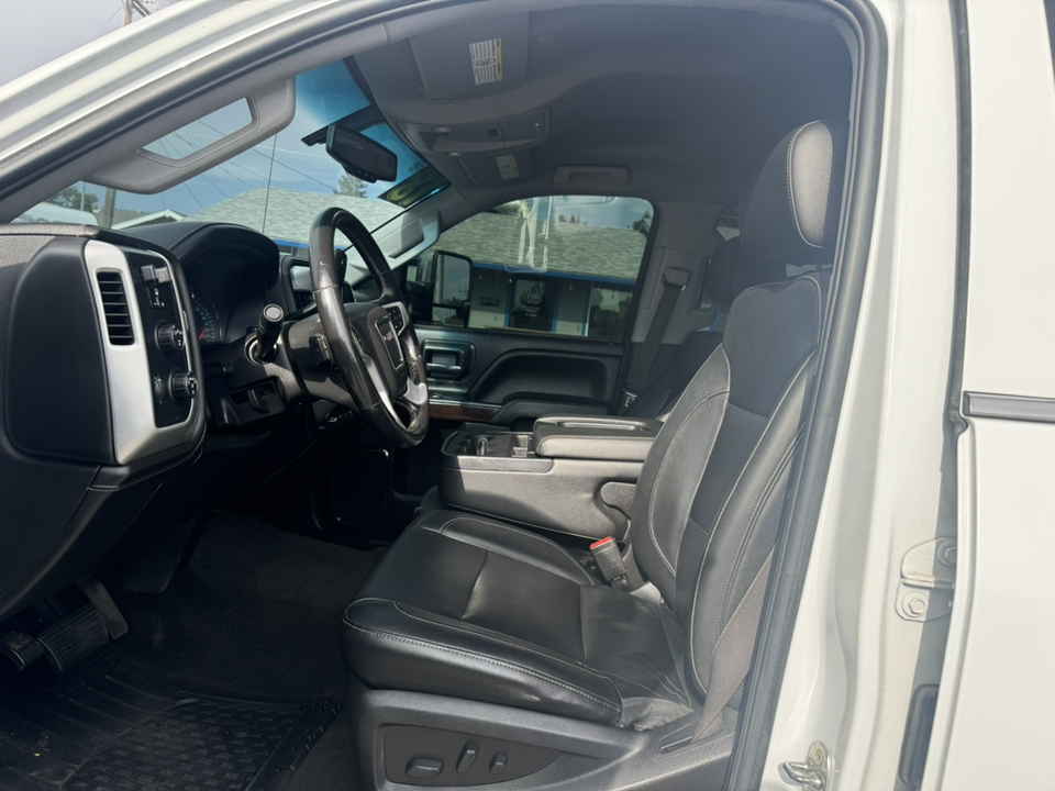 2018 GMC Sierra 2500HD SLT 9