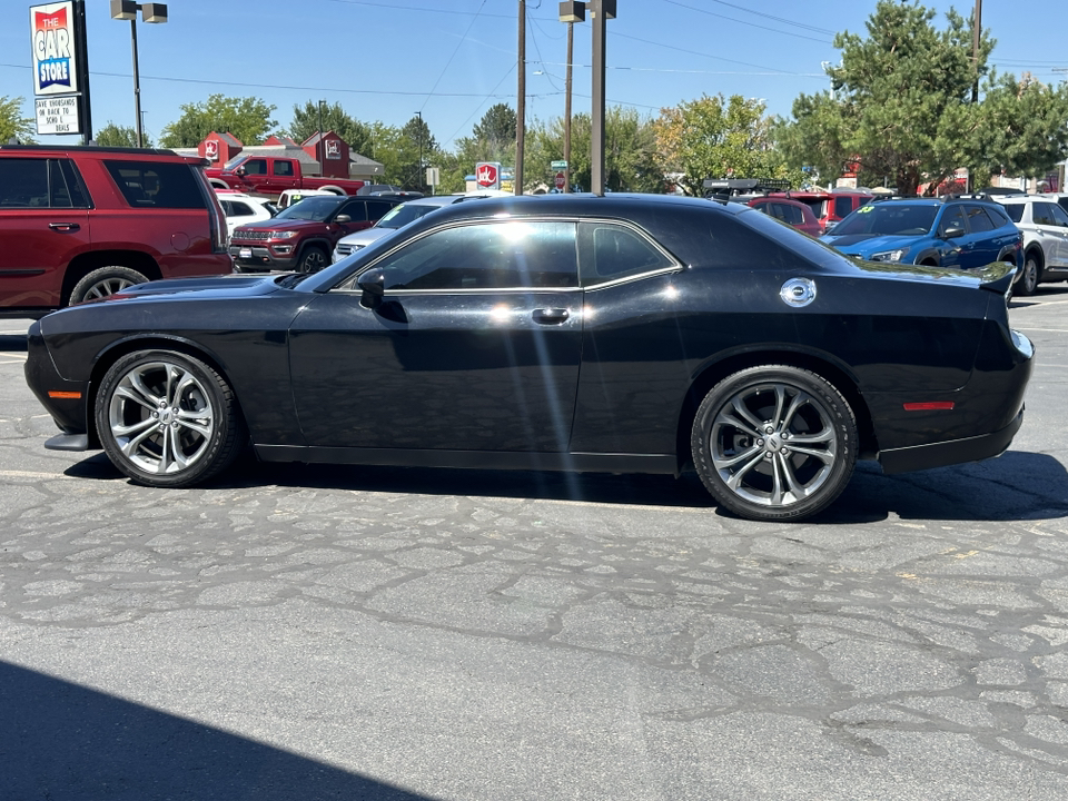 2022 Dodge Challenger GT 2