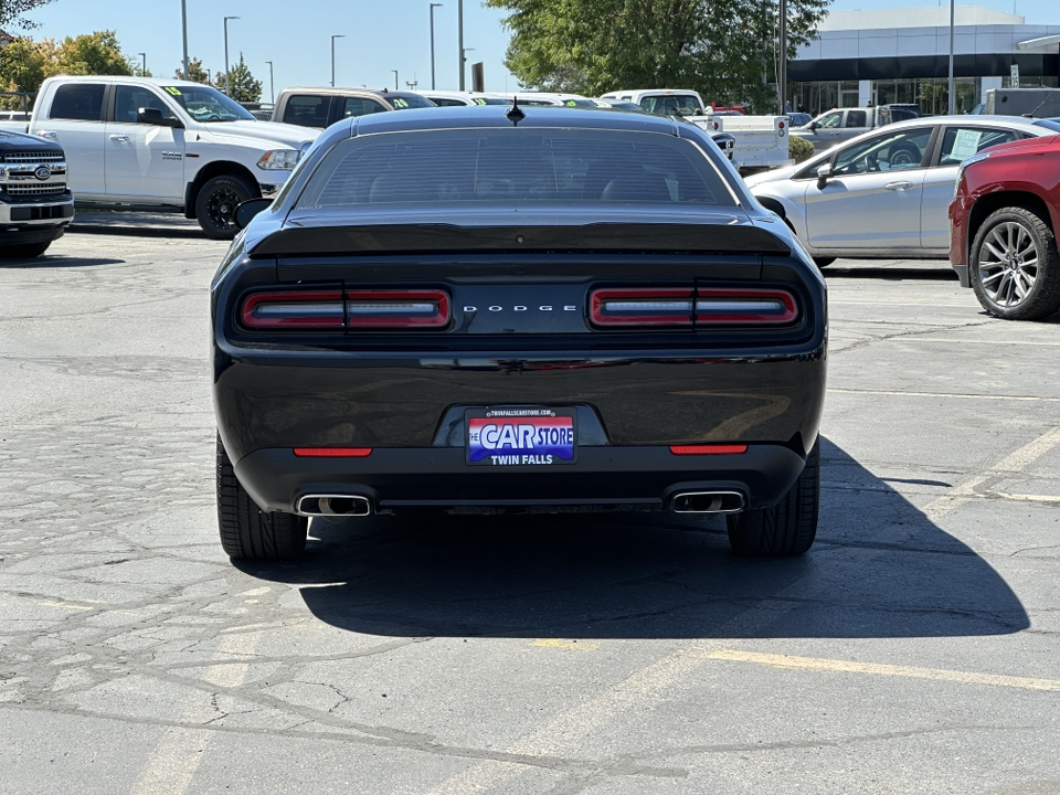 2022 Dodge Challenger GT 10