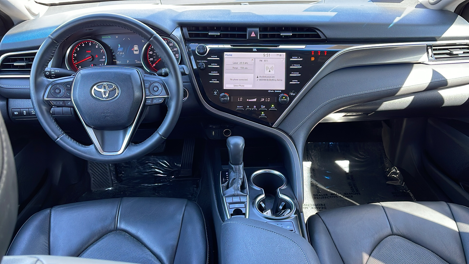 2018 Toyota Camry XSE 14