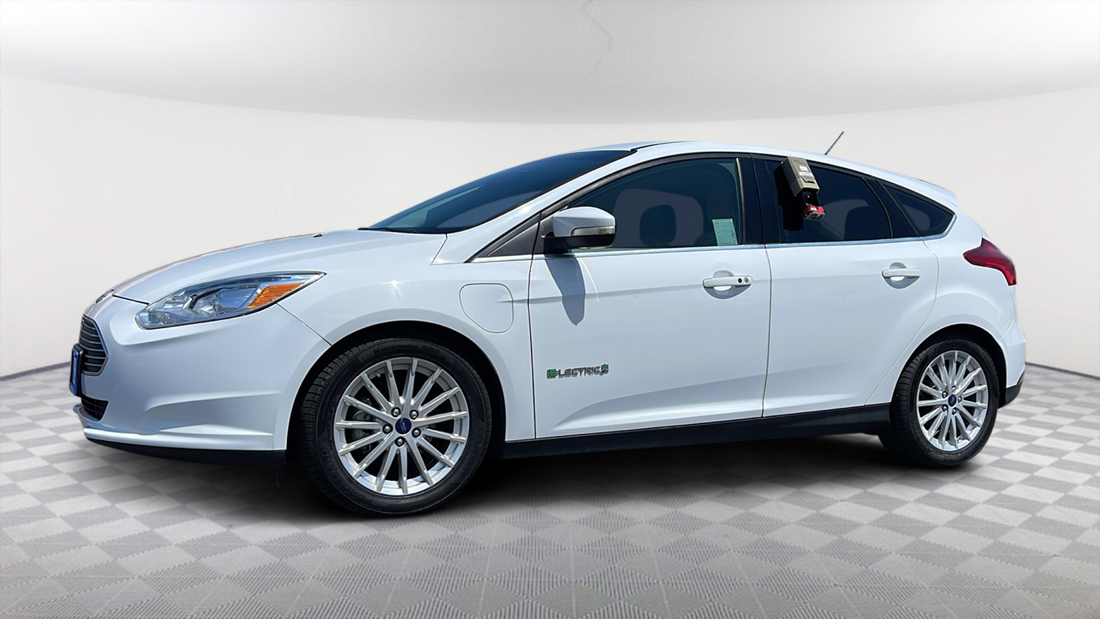 2017 Ford Focus Electric Base 1