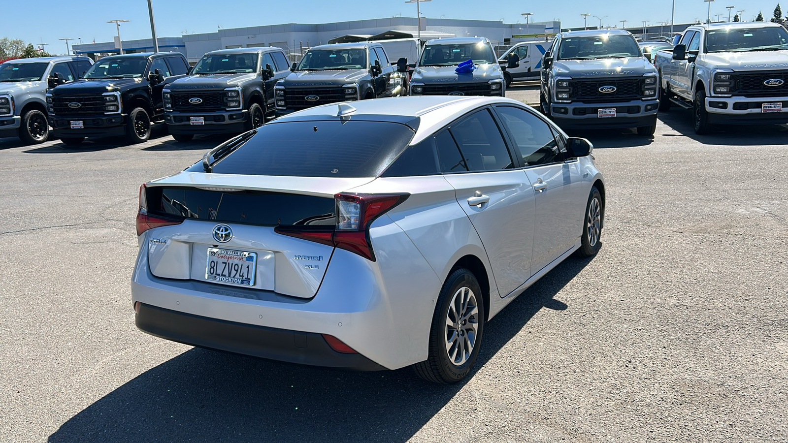2019 Toyota Prius XLE 3
