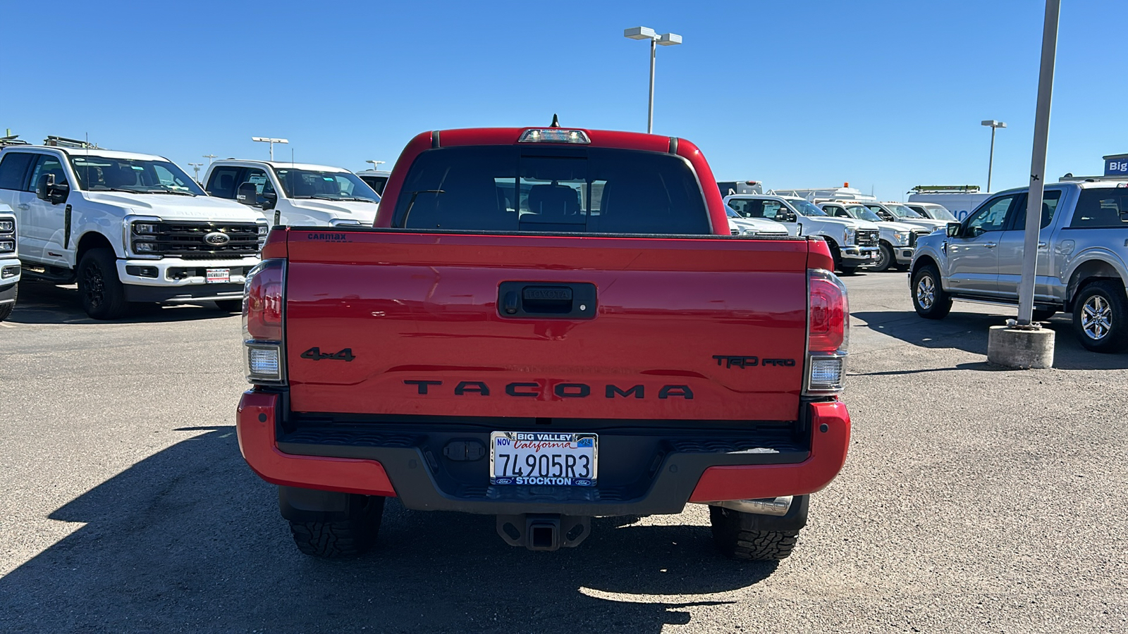 2017 Toyota Tacoma  4