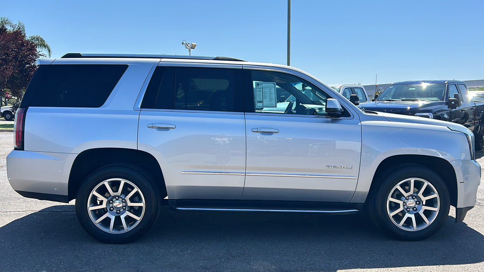 2018 GMC Yukon Denali 2