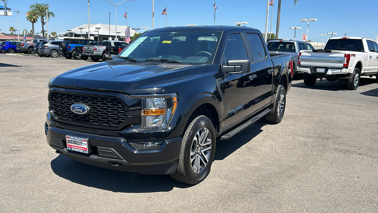 2023 Ford F-150 XL 8