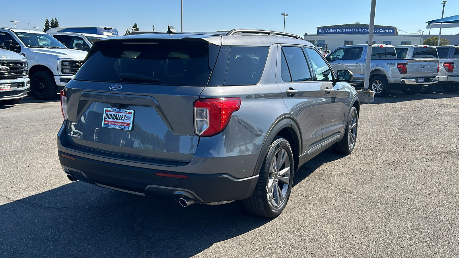 2021 Ford Explorer XLT 3