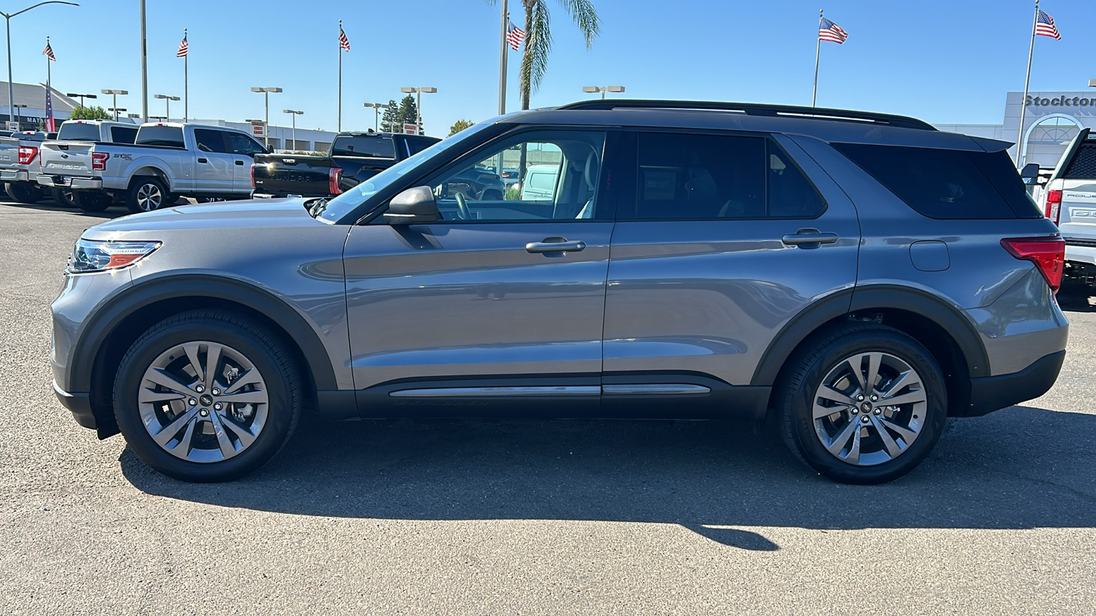 2021 Ford Explorer XLT 7