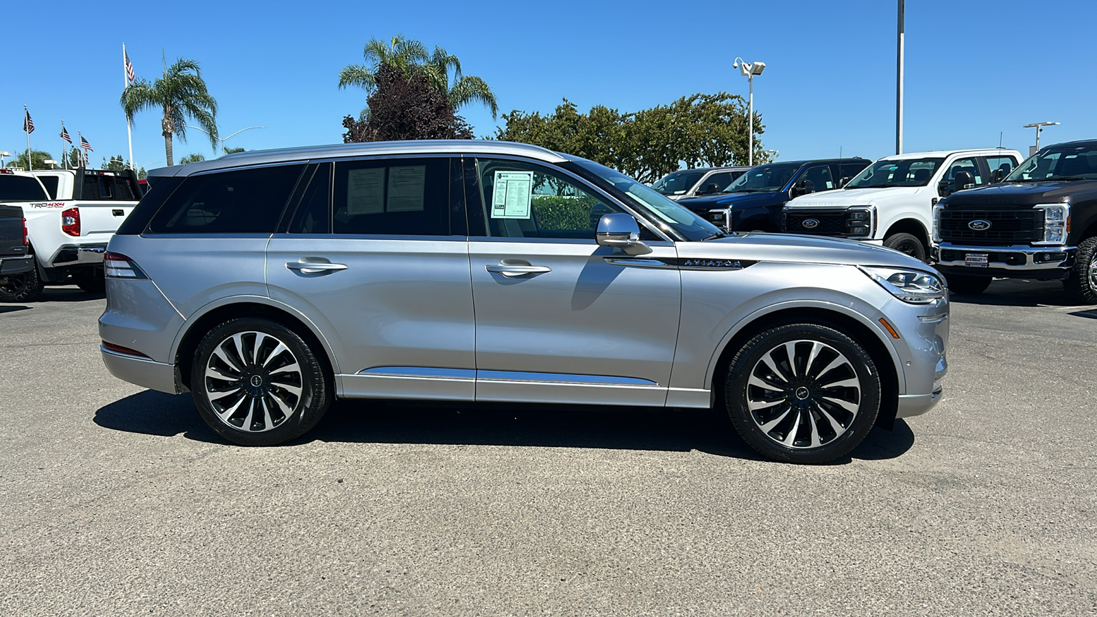 2020 Lincoln Aviator Plug-In Hybrid Black Label Grand Touring 2