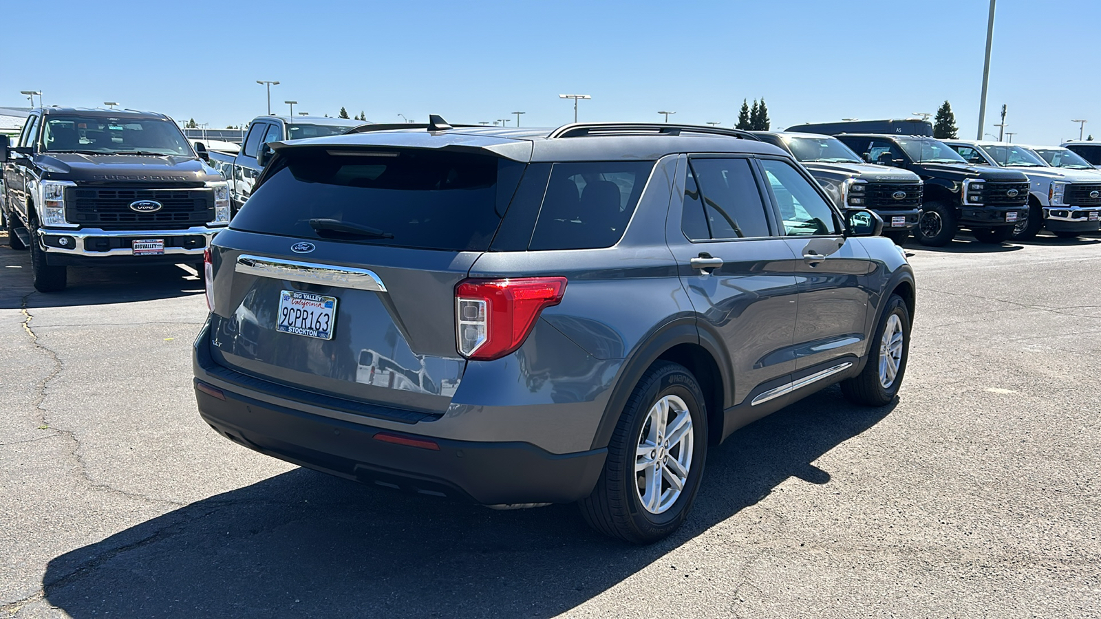 2022 Ford Explorer XLT 3