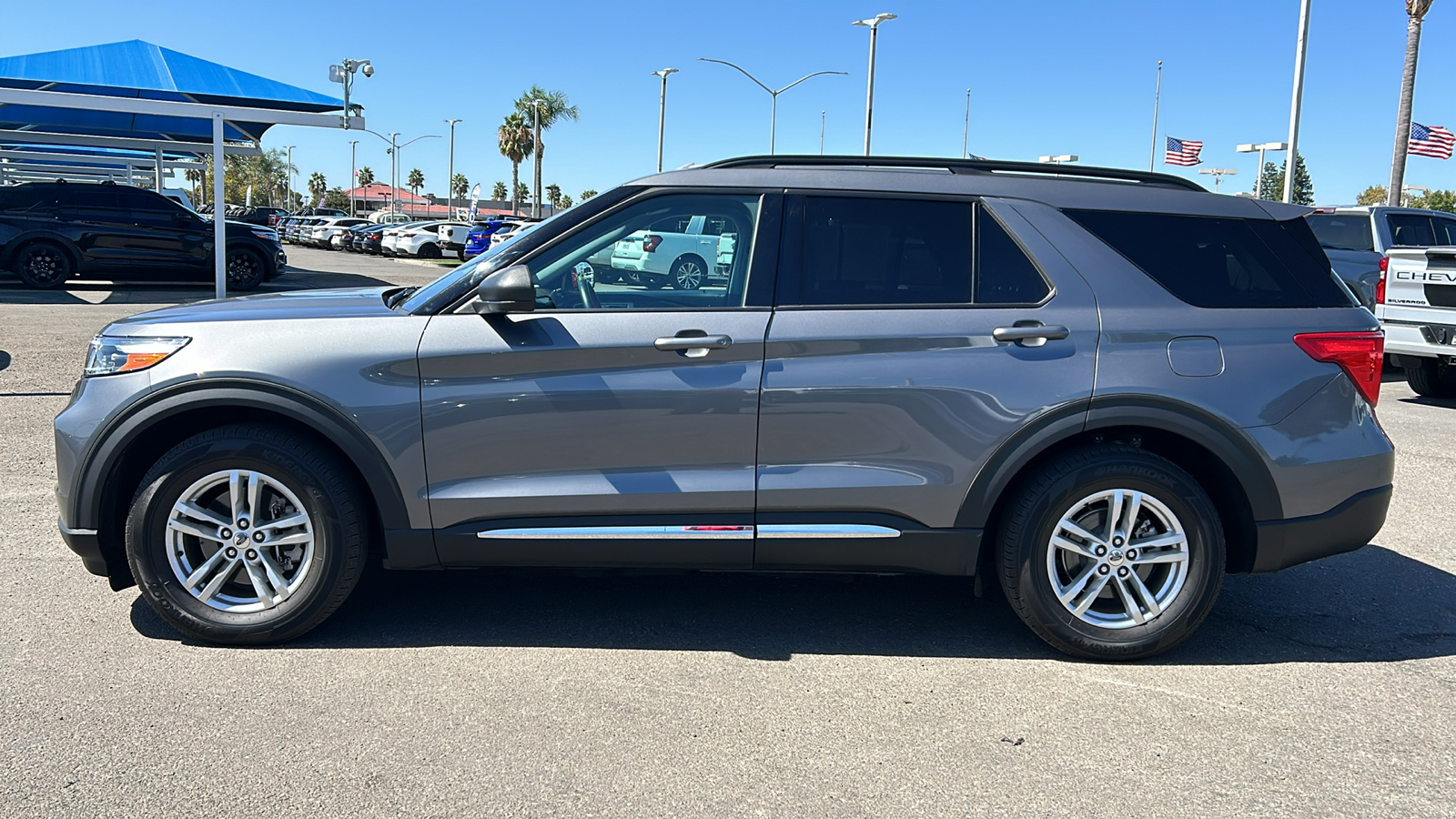 2022 Ford Explorer XLT 7