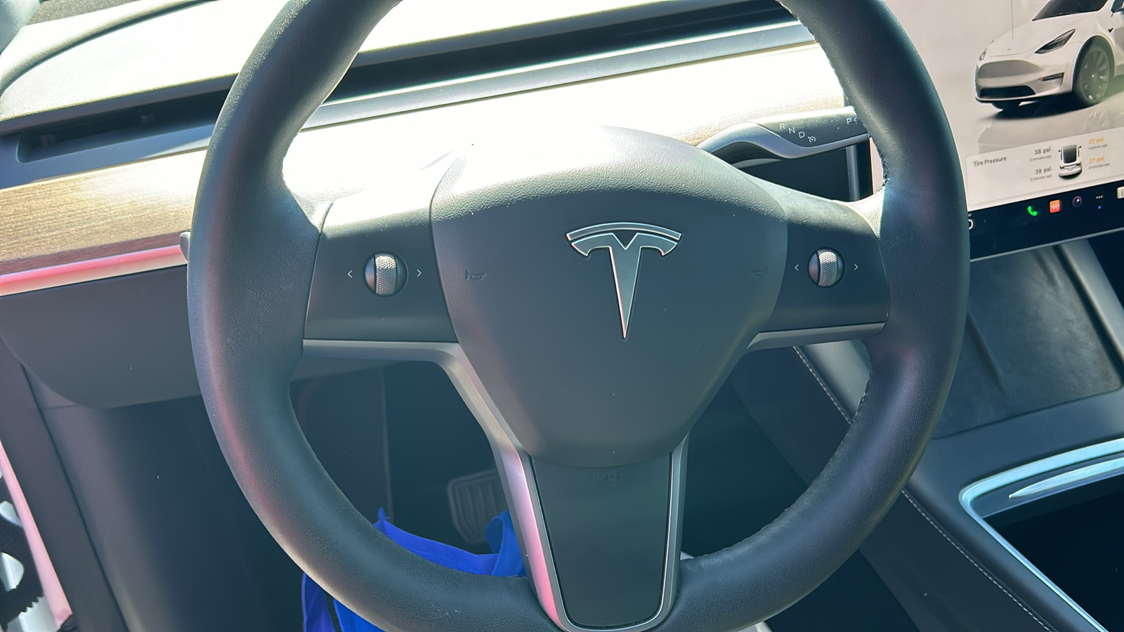 2023 Tesla Model Y Long Range 18