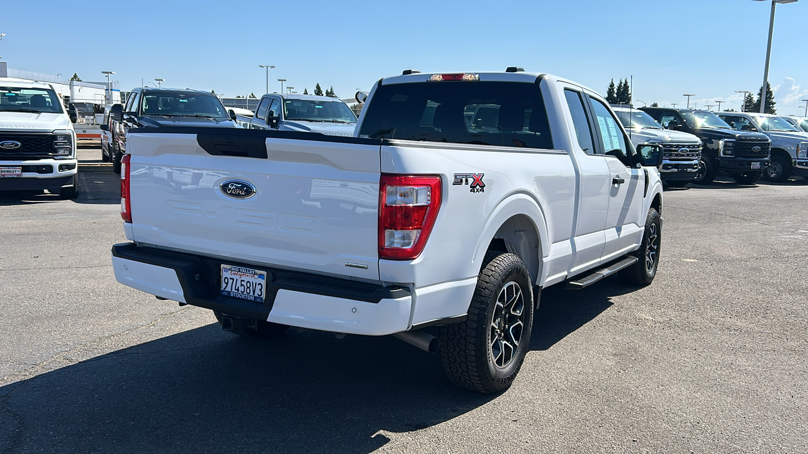 2023 Ford F-150 XL 3