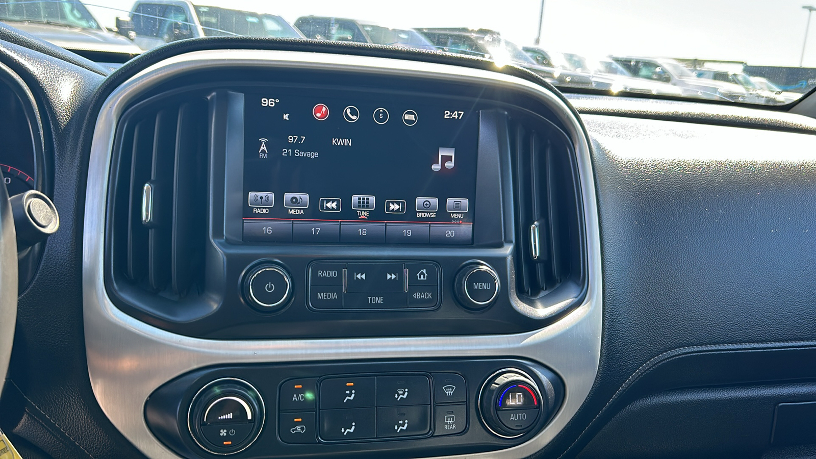 2016 GMC Canyon SLT 21