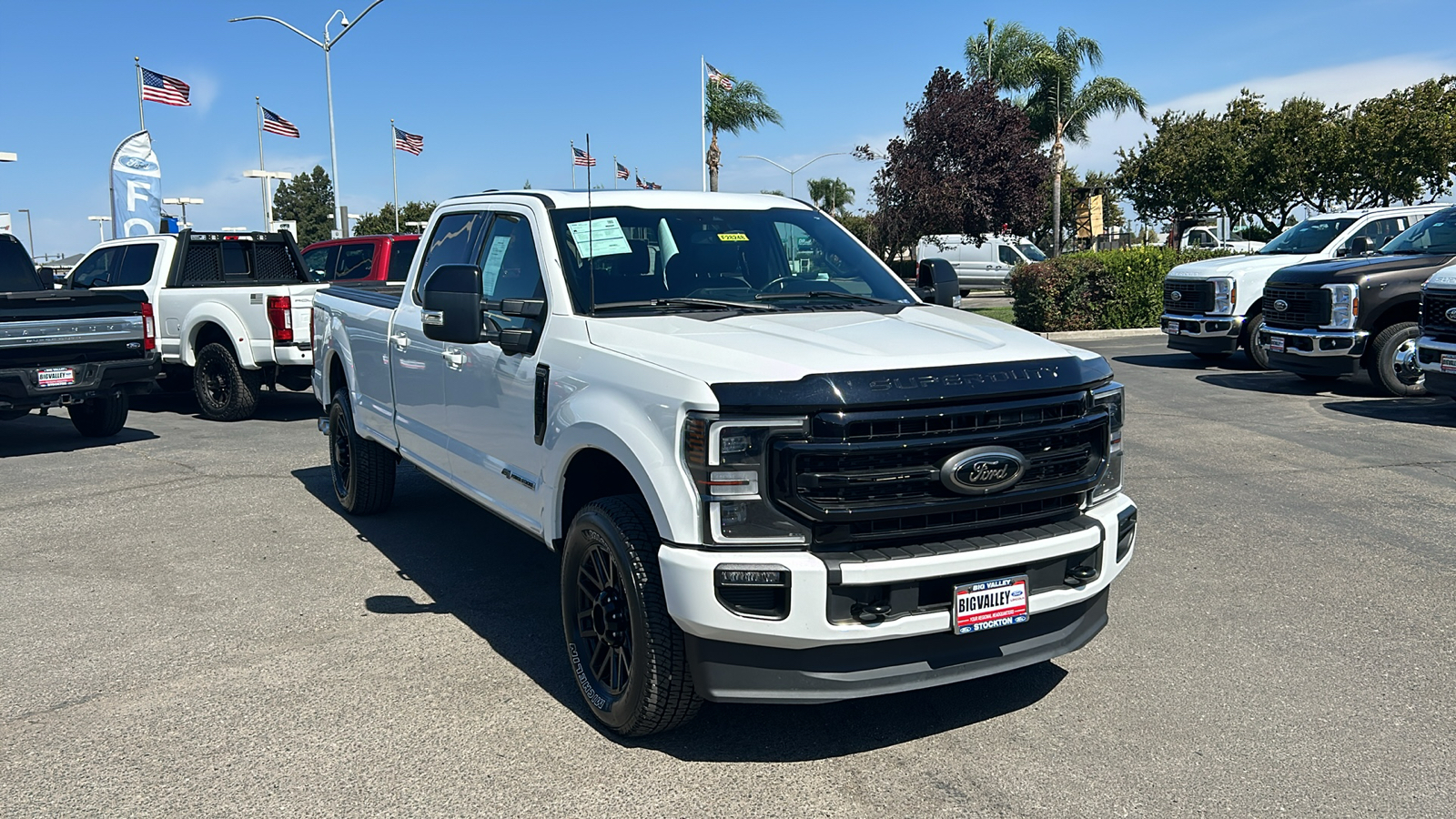 2022 Ford F-350SD Lariat 1