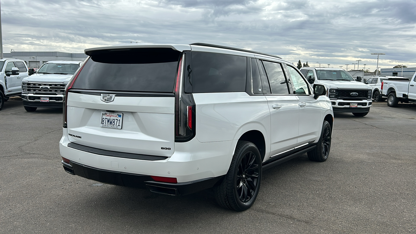 2021 Cadillac Escalade ESV Sport Platinum 3