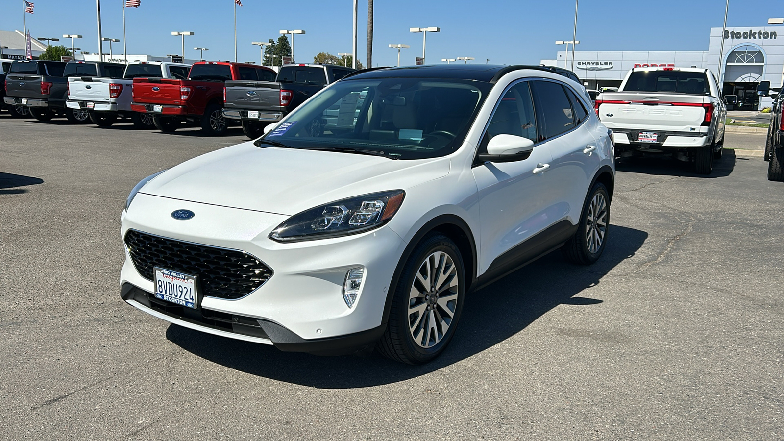 2020 Ford Escape Titanium Hybrid 8