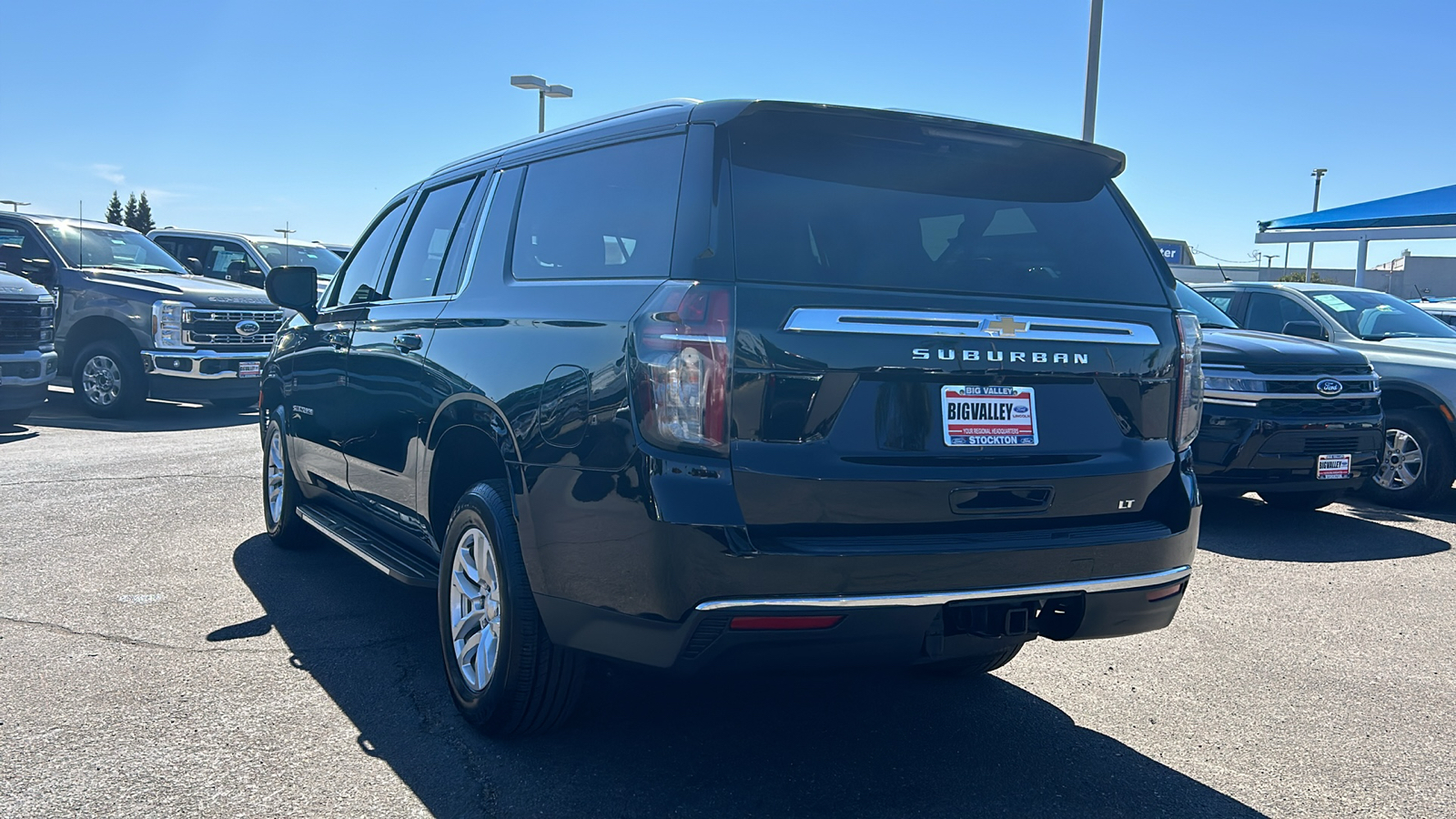 2022 Chevrolet Suburban LT 5