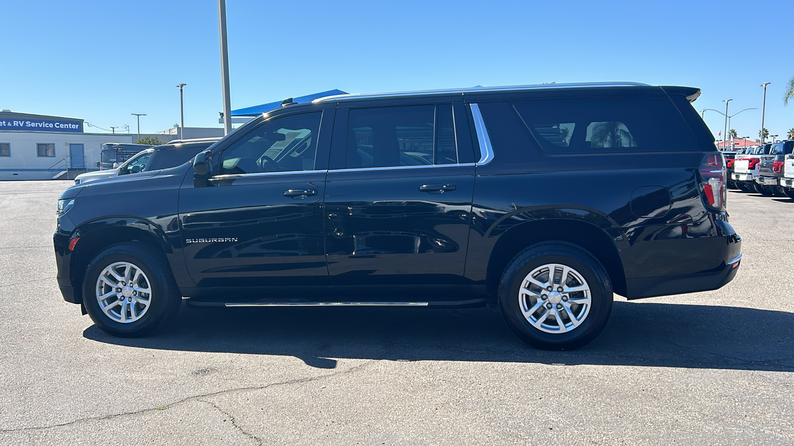 2022 Chevrolet Suburban LT 6