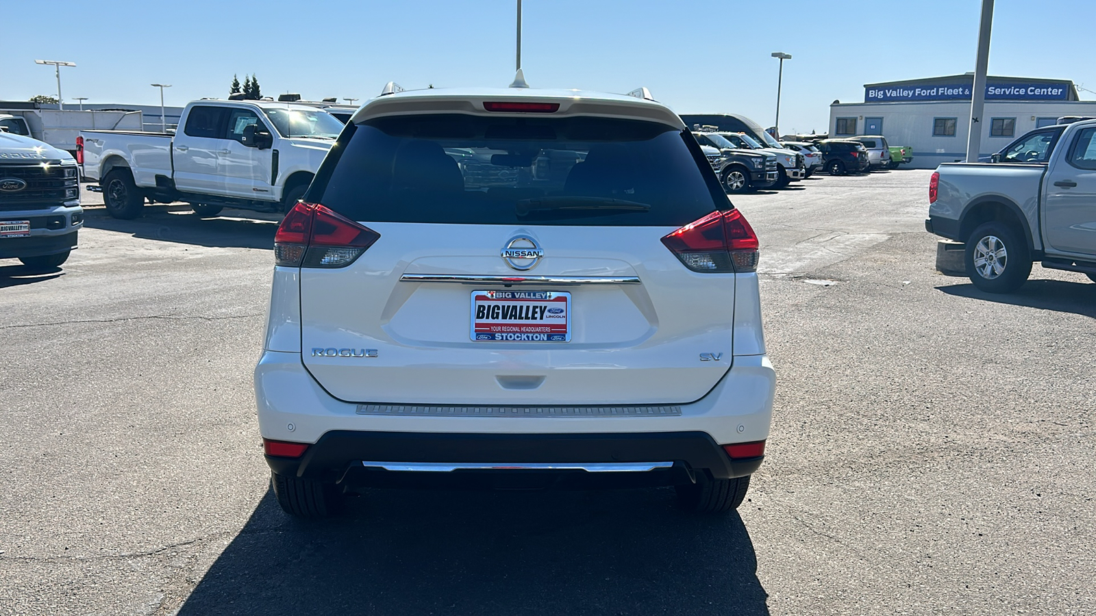 2020 Nissan Rogue SV 4