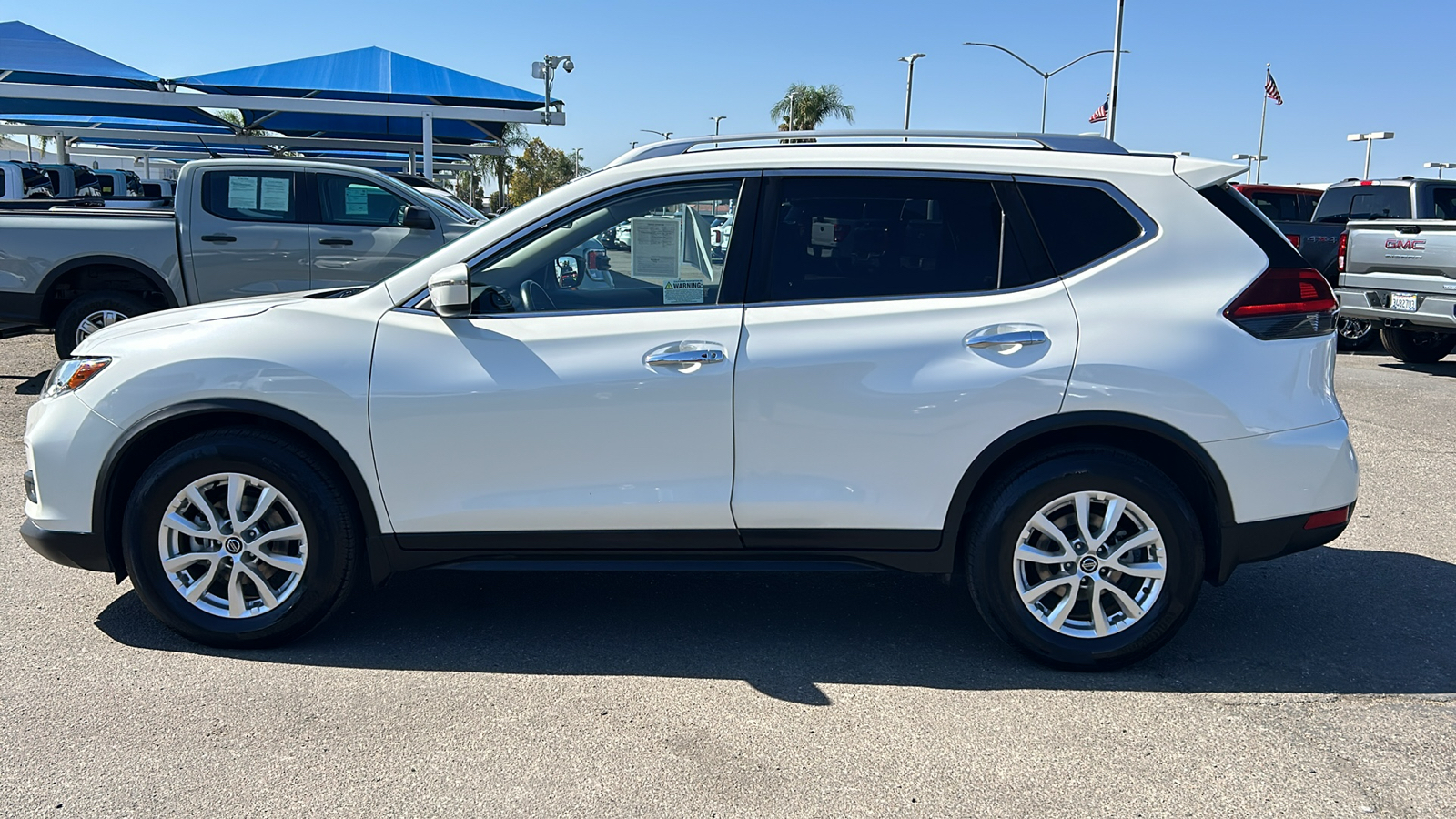 2020 Nissan Rogue SV 7