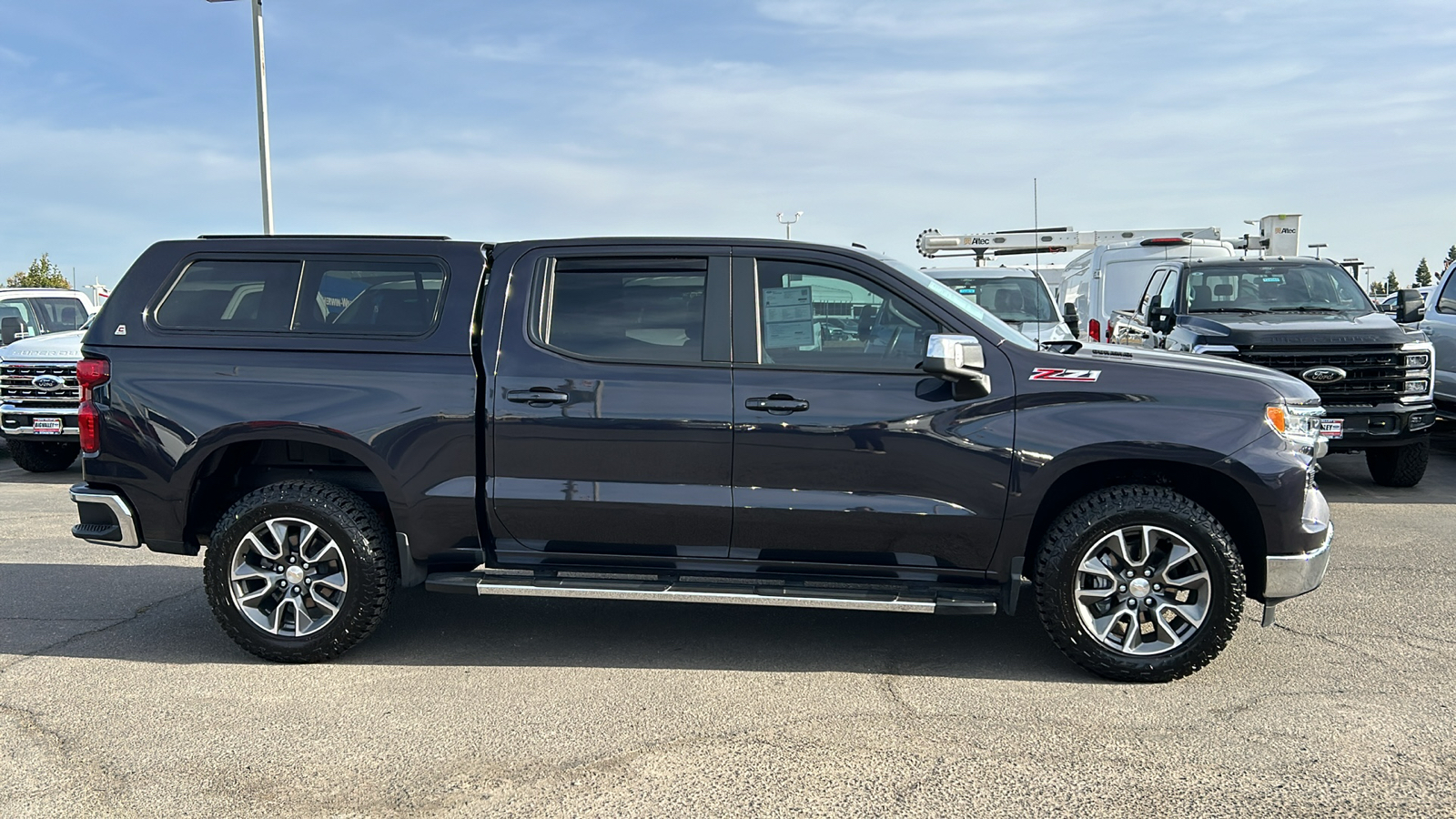 2022 Chevrolet Silverado 1500 LT 2