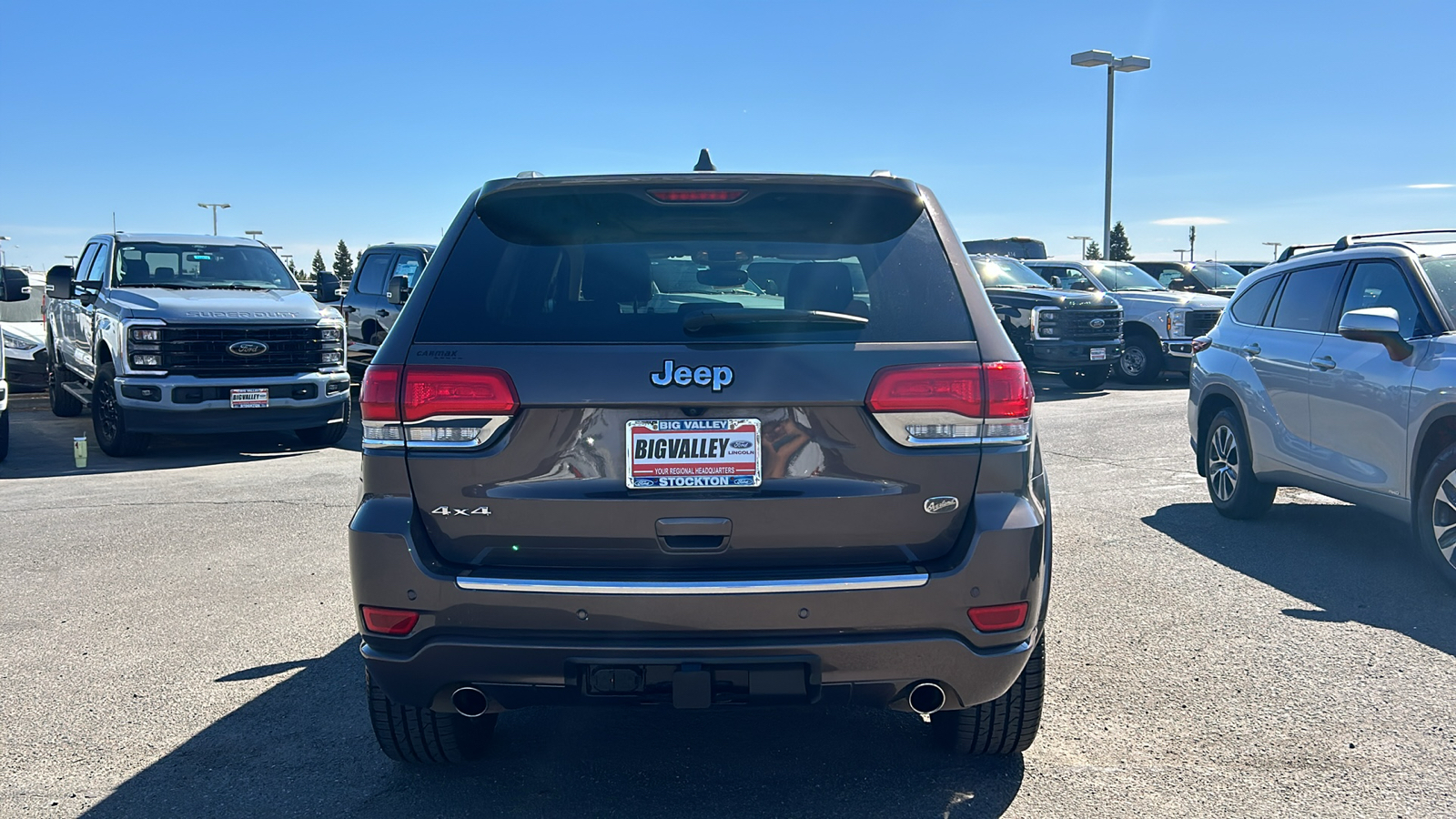 2020 Jeep Grand Cherokee Overland 4