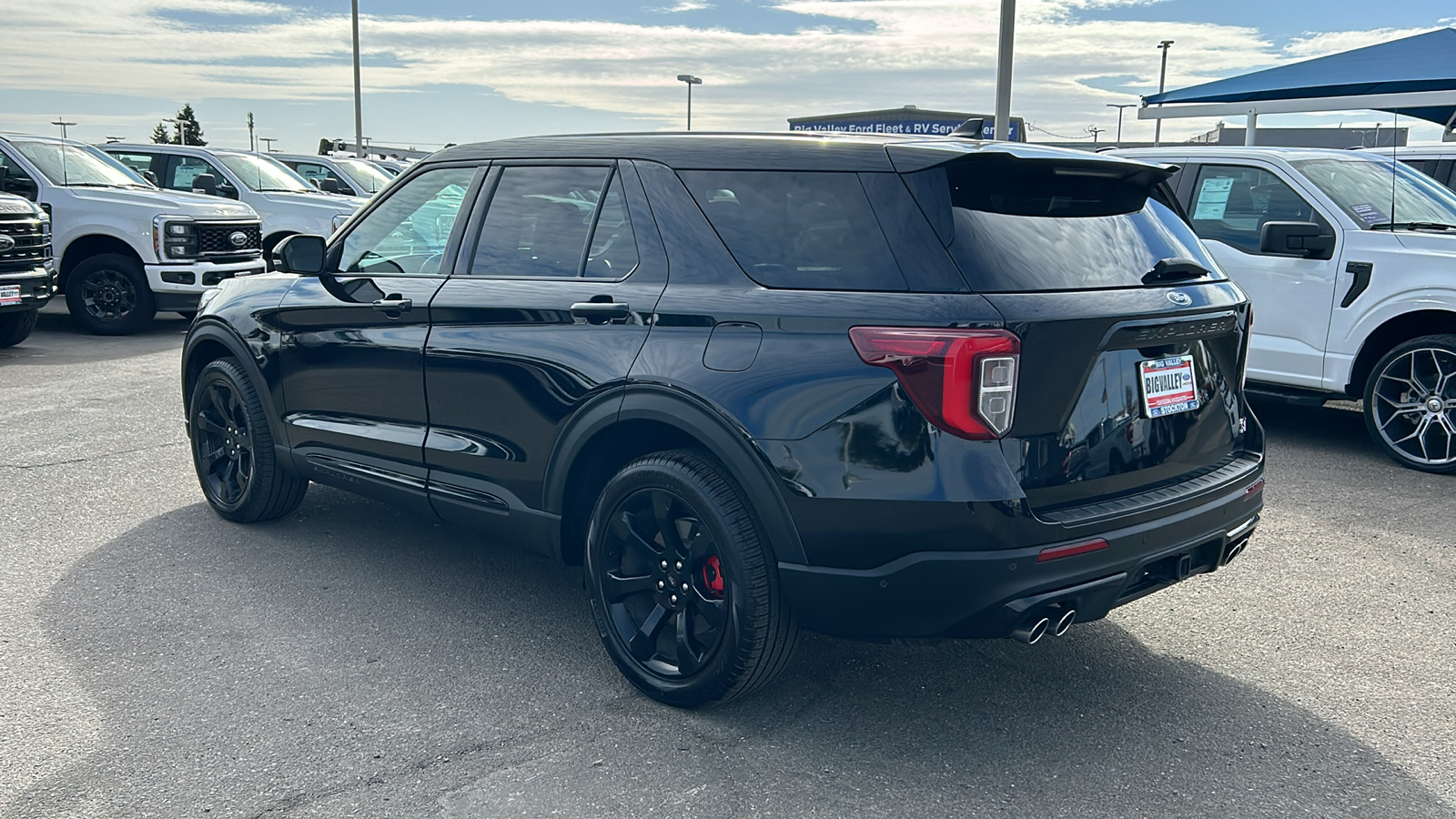 2022 Ford Explorer ST 5