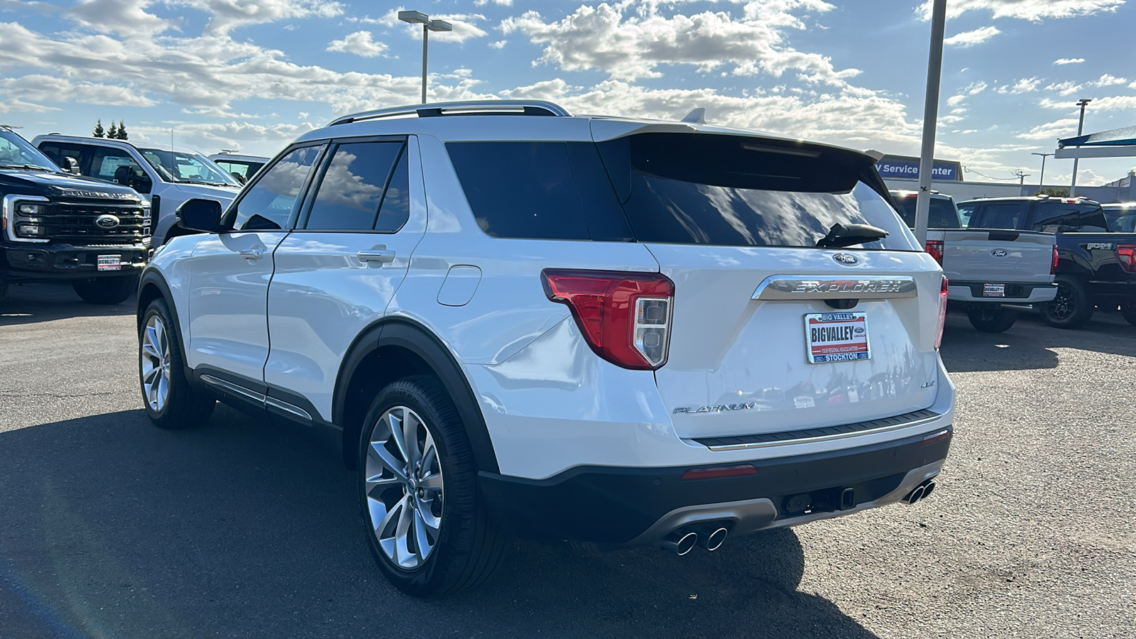 2023 Ford Explorer Platinum 5