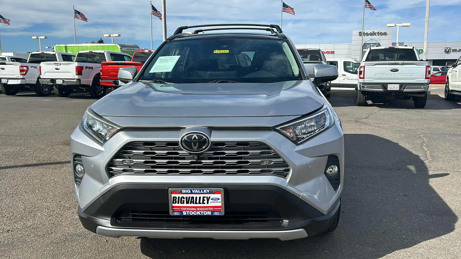 2019 Toyota RAV4 Limited 8